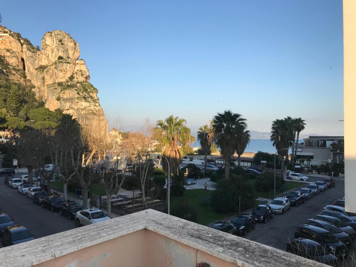تيراتشينا B E B Riviera Di Levante المظهر الخارجي الصورة