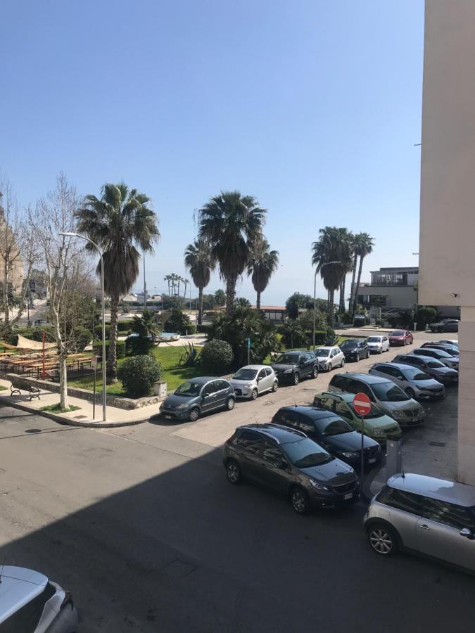 تيراتشينا B E B Riviera Di Levante المظهر الخارجي الصورة
