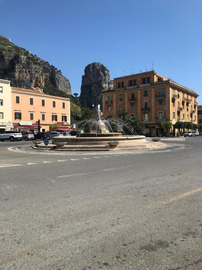 تيراتشينا B E B Riviera Di Levante المظهر الخارجي الصورة